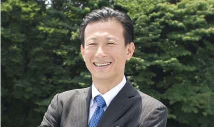 中 嶋 健 芳